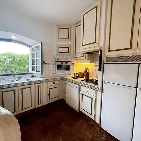 Maison De Pecheur Avec Parking - Vue Marina - Fr-1-868-40