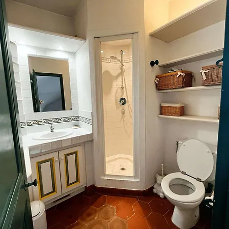 Holiday home Maison De Pecheur Avec Parking - Vue Marina - Fr-1-868-40 Grimaud
